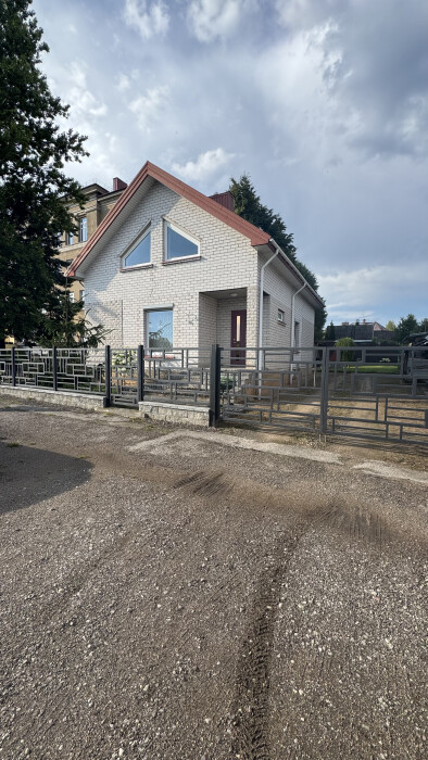 Namas - Panevėžys, Šiaulių g.